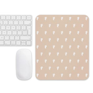 running bunny - cappuccino - mouse pad