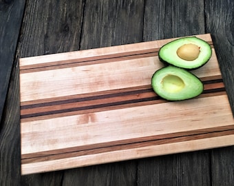 Edge-Grain Hardwood Cutting Board: Maple, Cherry, Walnut (15x8.5)