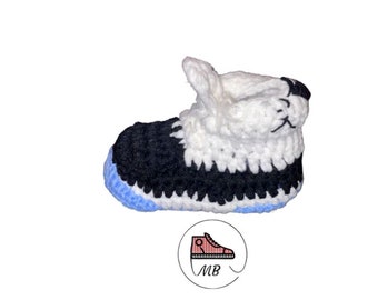 Knitted Shoes Mumybuddy for Infants - Black and Light Blue