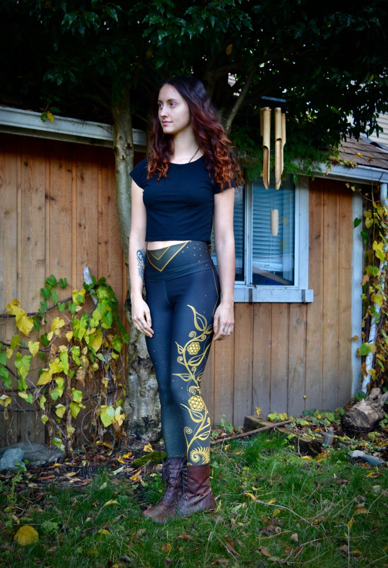 Gold Leaf Leggings image 3