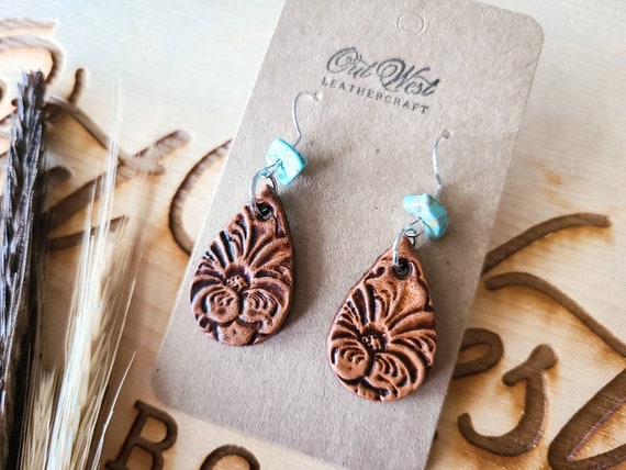 Hand Tooled Whiskey Brown and Teal Leather Teardrop Earrings - Etsy |  Handmade leather jewelry, Diy leather earrings, Leather handmade