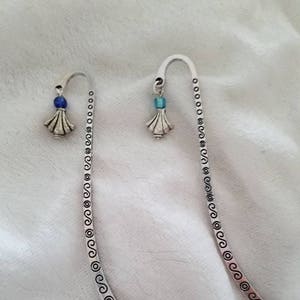 Mini Silver Fan Bookmarks, Small Bookmark, Charm Bookmark, Silver Bookmark, Decorative Bookmark, Metal Bookmark, Hook Bookmark, Beaded Book