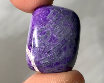 Butw Véritable Africain Sugilite 34.7 CT Trillion Cabochon Lapidaire