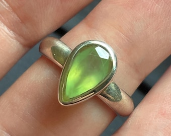 Ocean Green Chrysoprase Ring US 8  - Faceted Sterling Silver - Green Stone Jewelry Chrysoprase Jewelry - Handmade - Genuine Chrysoprase Ring
