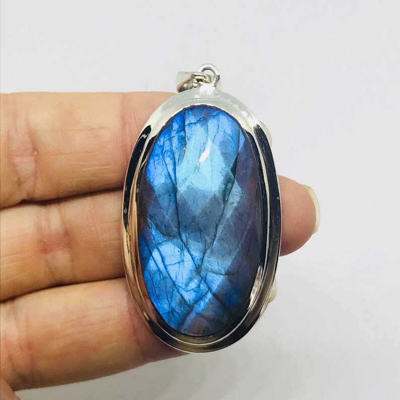 Beautiful FacetedLabradorite Pendant \u2013 Sterling Silver \u2013 Labradorite Jewelry \u2013 Blue Stone Pendant \u2013 Birthstone Jewelry \u2013 Moldavite