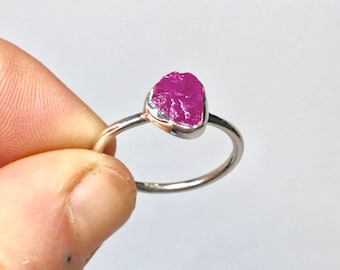 Rough Ruby Ring US 7   - Sterling Silver - Ruby Jewelry - July Birthstone - Pink Stone Jewelry - Ruby Jewelry
