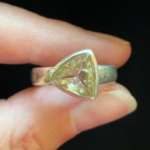 Oregon Sunstone Triangle Ring - US Size 9 - Genuine Oregon Sunstone and Sterling Silver - Champagne Color Happiness Stone - Oregon Gift!