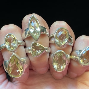Glittering Natural Oregon Sunstone Ring - US Size 8.25 - Faceted Oregon Sunstone and Sterling Silver - Brilliant Champagne Color - Joy Stone