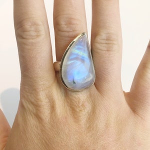 Rainbow Moonstone Ring US 7.75  - Sterling Silver - June Birthstone - Moonstone Jewelry - White Stone Ring - Birthstone Jewelry - Moldavite