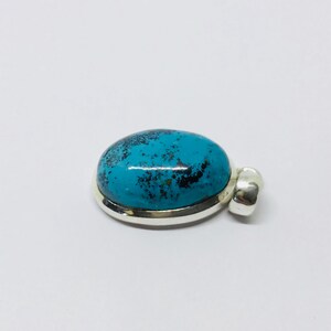 Levendige chrysocolla-hanger – sterlingzilver – geboortesteen december – chrysocolla-sieraden – geboortesteensieraden helderturkoois chrysocolla afbeelding 3