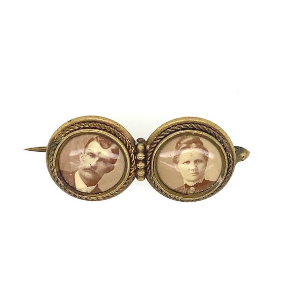 Victorian Picture Mourning Brooch - image 4