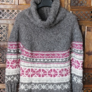 Pull tricoté à la main en Alpaga et soie, pull femme, île blonde, pull nordique, collo alto, maglione ai ferri i