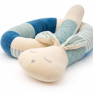 CANENYA Schlange- Hase HARDY blau wunderschönes Kuscheltier für Kinder 120cm bis 230cm lang mit Namen ein tolles Geschenk für Jungs