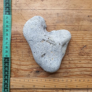 1 BIG Heart pebble/Sea Stone Heart/Beach Heart Rock/Natural Heart Rock/Heart Stone/Heart Shaped Rock/Wild Harvest/Heart Shape Pebble