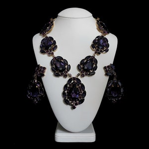 Purple Luxury Design Necklace and Earrings Sonatine