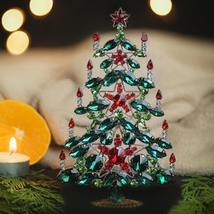 Crystal Christmas Tree with Stars (Green/Red)