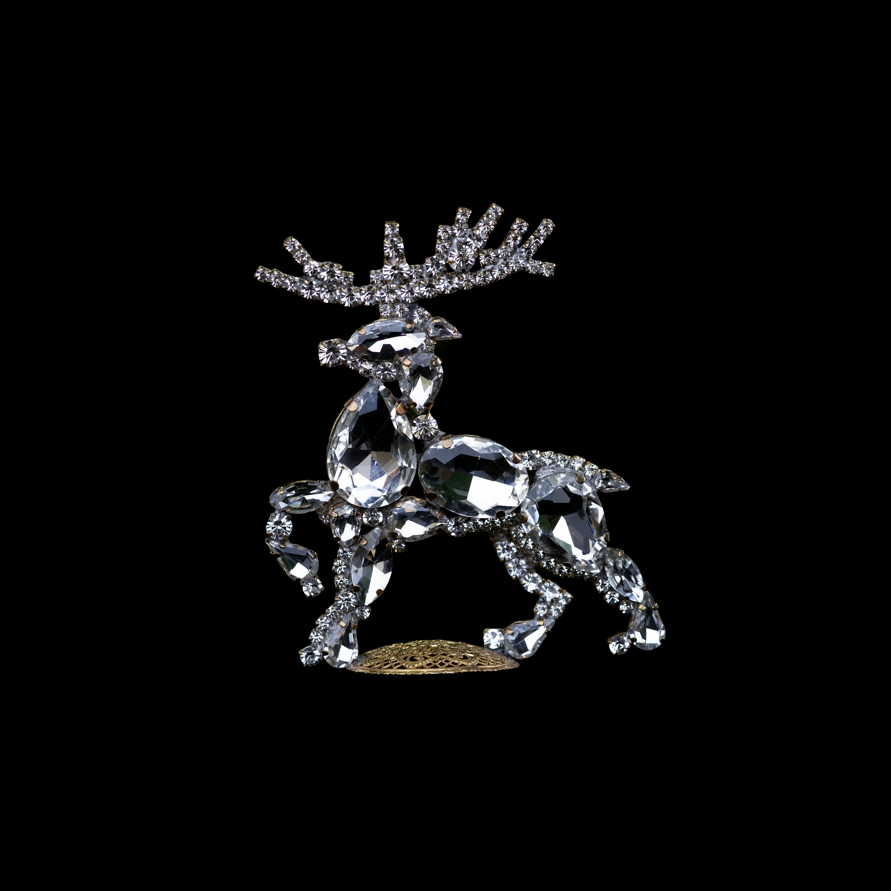 チェコガラス/トナカイ/右向き/クリスマス/オブジェ/卓上/ライン