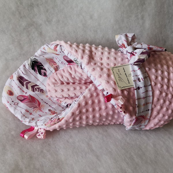 Boho baby Sleeping Bag, Swaddle Blanket, Baby Blanket, Baby Minky Blanket, Newborn swaddle blanket, Pink Minky Blanket, Feathers blanket