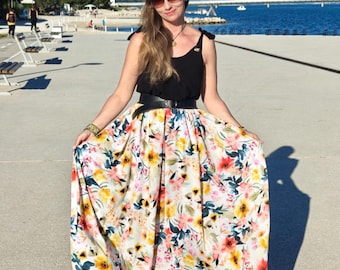 シルクの花柄スカートMAXI、花柄の絵画スカート、水彩画の花柄スカート、レディースワイドスカート、ロングサマースカート、しわにならないロマンティックスカート、
