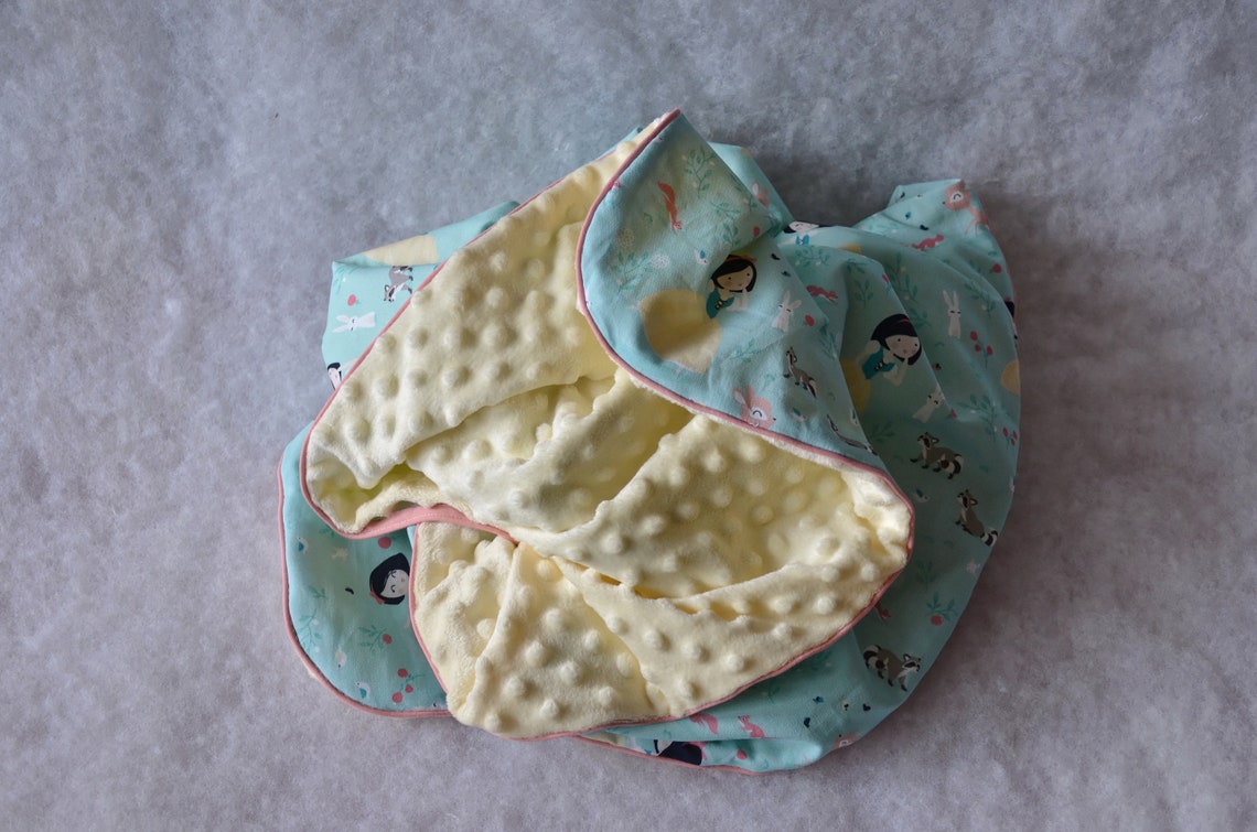 Snow White Blanket Baby Girl Blanket Newborn Blanket Etsy