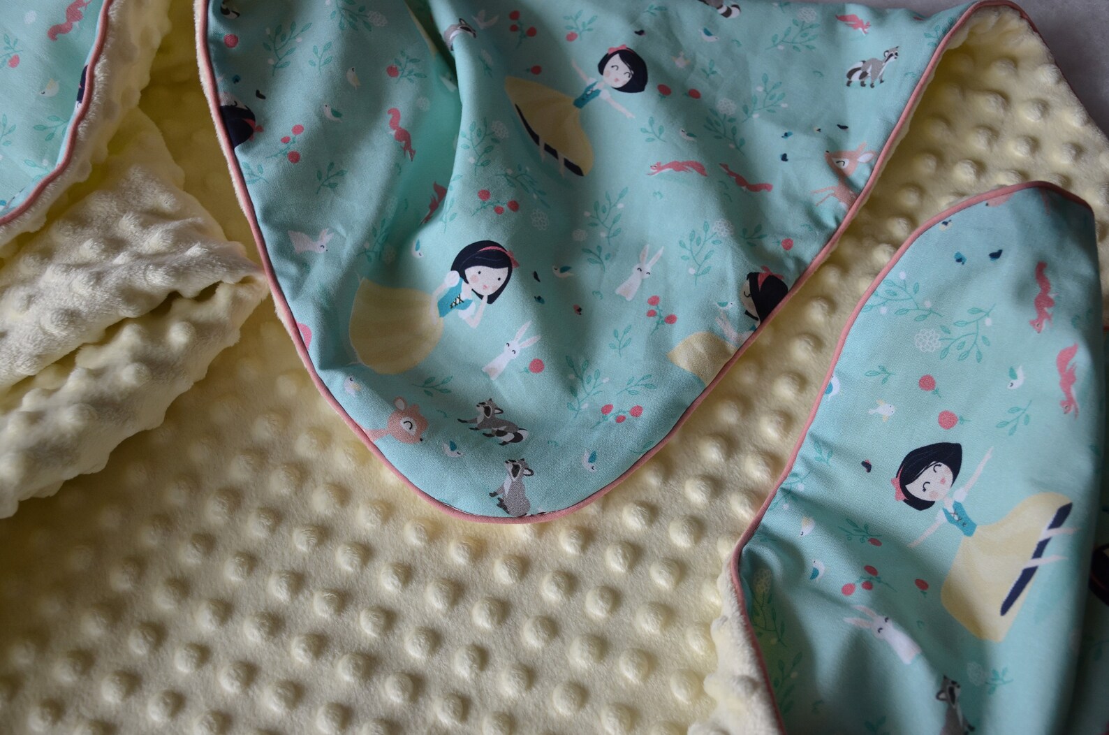 Snow White Blanket Baby Girl Blanket Newborn Blanket Etsy