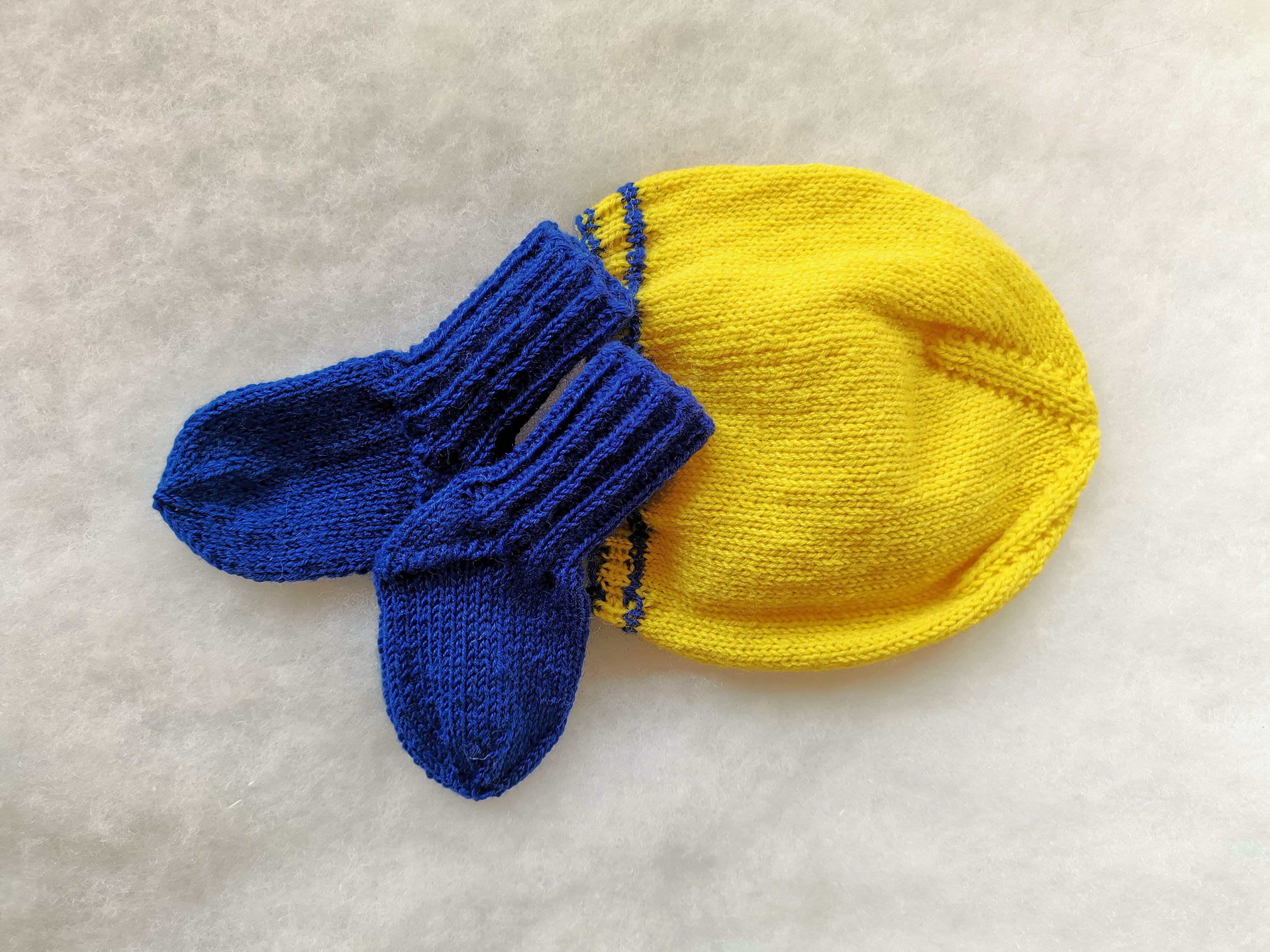 Knit Baby's Hat and Socks Newborn Gift Newborn Set Hat Etsy