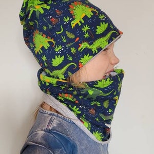 Dino grijze Beanie en loop set,jersey of fleece Beanie Muts en Sjaal Maat 39cm -56cm,Band Beanie Loop kids, dinosaurus Mütze Schal
