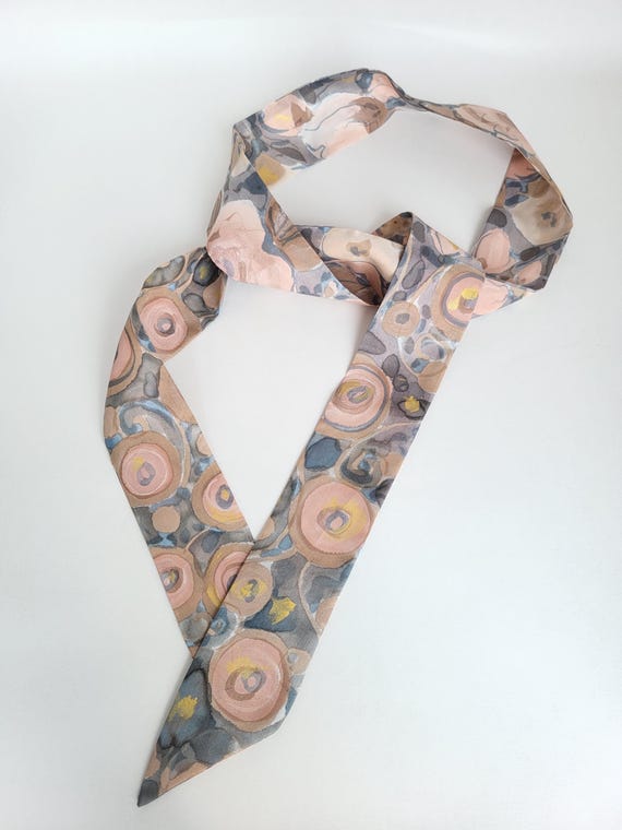 Sciarpa in seta pregiata dipinta a mano Sciarpa rosa e grigia