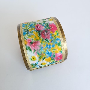 Hand-painted silk and bronze-colored metal cuff bracelet: width 5 cm, floral