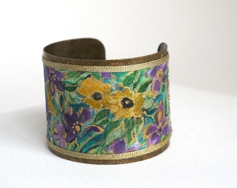 Bracelet manchette soie peint main fleuri,  manchette fait main , bracelet avec fleurs, cadeau pour elle