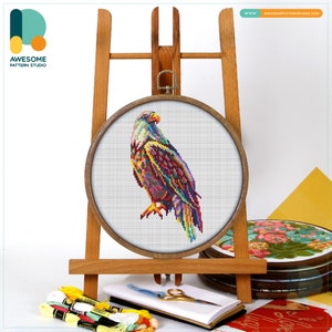 Bald Eagle Cross Stitch Pattern and Kit: Modern Needlework Art for Embroidery Enthusiasts, CS1333