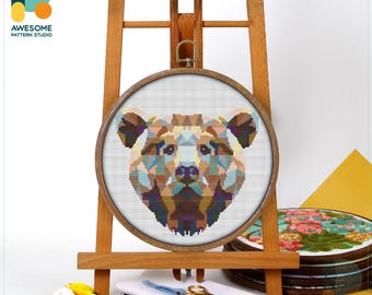 Geometric Bear Cross Stitch Pattern and Kit: Modern Cross Stitch Needlework Art for Creative Embroidery Enthusiasts, CS244
