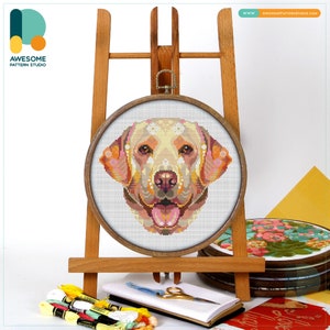 Retriever Labrador Cross Stitch Pattern and Kit: Modern Cross Stitch Needlework Art for Dog Lovers, CS786