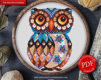 Puede incluir: Patrón de punto de cruz contado para descarga instantánea de un búho mandala colorido. El patrón tiene 77 puntos de ancho por 104 puntos de alto y utiliza 20 colores diferentes de hilo DMC.