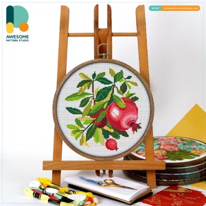 Pomegranate and Leaves CS979, Counted Cross Stitch Pattern KIT and PDF | Pattern Download | Embroidery Stitches | Embroidery