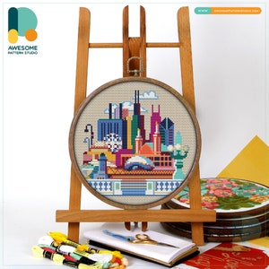 Chicago CS077, Counted Cross Stitch Pattern KIT and PDF | Stitch Design | Cross Stitch Designs | Embroidery Kits | Embroidery | Stitching