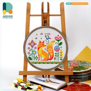 Fox and Flowers Cross Stitch Pattern and Kit - Modern Needlework Art and Embroidery Sampler for Creative Crafting, CS1568