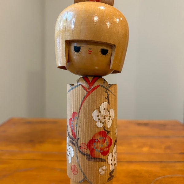 Vintage Wooden Japanese Large Kokeshi Girl Doll Pink and White Flower with Hair Bow Figurine, Japanese Art and Decor, Asian Art, Coquette