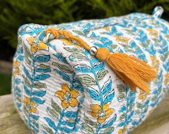 Makeup and wash bags,water proof quilted cosmetic bag,girls or women birthday gift,small cosmetic pouch,boho holiday beauty pouch,coin purse