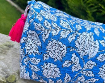 Waterproof Cotton Quilted Wash Bag set,colourful makeup bag,travel cosmetic case,handmade wash bag,friend unique Christmas gift,change purse