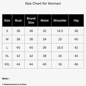 K&ouml;nnte beinhalten: Gr&ouml;&szlig;entabelle f&uuml;r Damenbekleidung in Zoll. Die Tabelle zeigt die Gr&ouml;&szlig;en S, M, L, XL und XXL mit den entsprechenden Ma&szlig;en f&uuml;r Brustumfang, Marken Gr&ouml;&szlig;e, Taille, Schulter und H&uuml;fte.