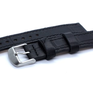 Handmade Black Leather Watch Strap: Croco Pattern, 18-22mm