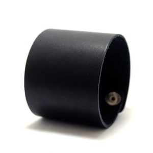 Minimalist Wide Leather Cuff Bracelet: Unisex Snap Clasp, Customizable