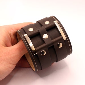 H347 - Handmade Wide Brown Leather Cuff Bracelet Fast Buttons: Brutal Style Metal Frame