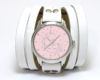 Unicorn-horloge: roze wijzerplaat, witte leren manchetarmband, Japan Movt