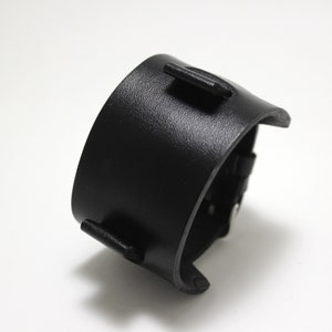 Nordic non stitched rectangle watch strap with wide pad glossy black leather | 18-20 mm watchband of royal black color | 18/20 mm