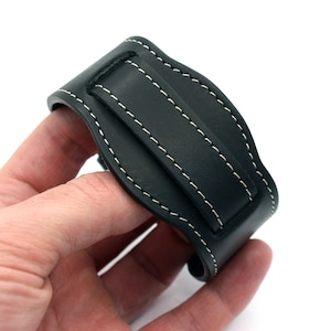 M16C military bund watch strap with curved pad contrast stitching 18mm 20mm, bund pad leather watch band retro style, gift for friend idea