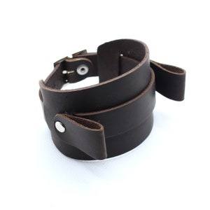 Turtle riveted retro style wide watch band 16mm 18mm 20mm 22mm turtle shape with wide pad | USSR style padded leather watch strap