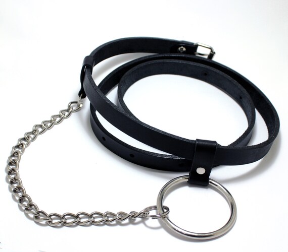 Ceinture avec hot sale anneau et chaine