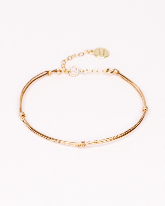 Lyre Jonc Bracelet in Neutral Lyre Jonc Bracelet in Neutral